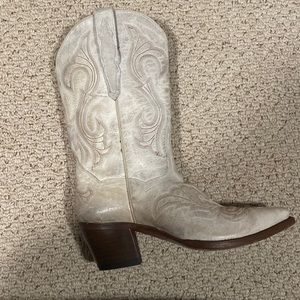 Like new Dan Post boots